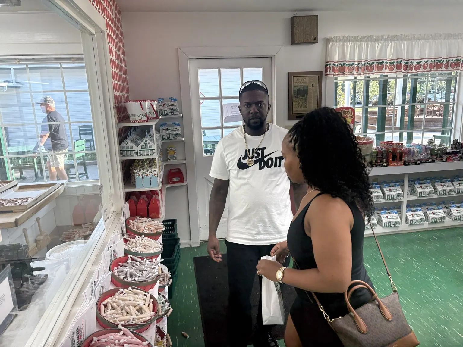 Sweet stops with the Tribe